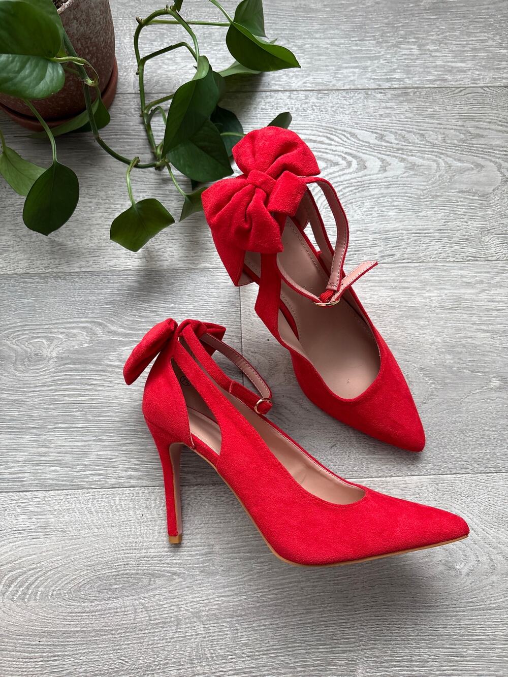 ZBY Red Faux Suede Bow Heels Size 7.5 Strappy Ankle Coquette Holiday Party
